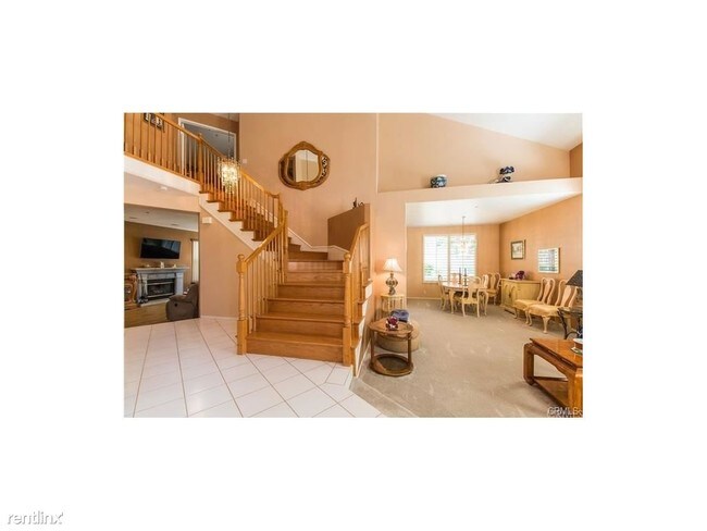 Building Photo - 9878 Via Esperanza