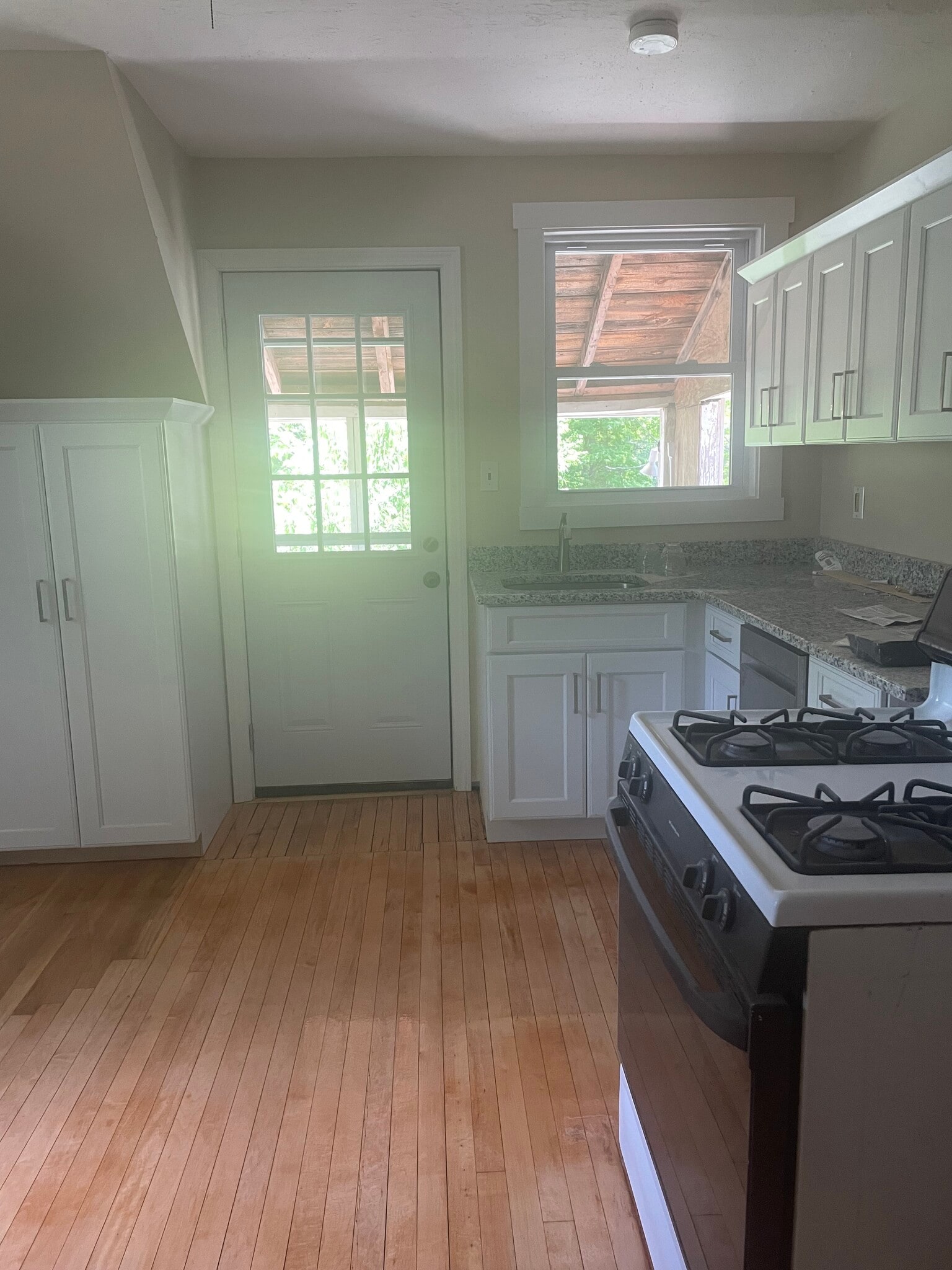 Open Kitchen - 74 Forest St