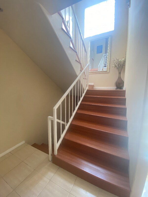 Building Photo - 261 Cottonwood Dr