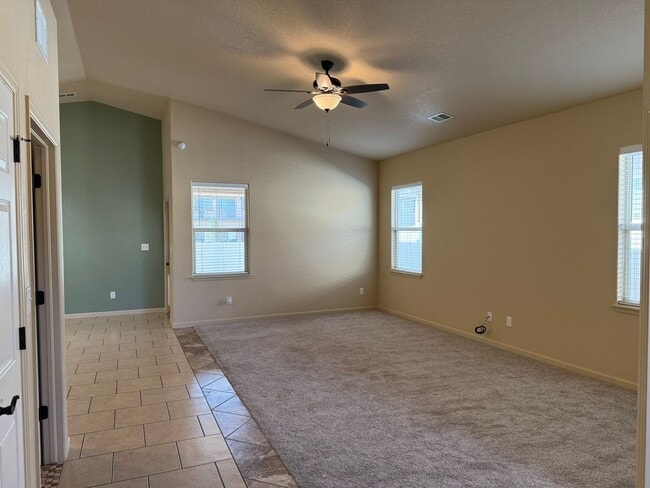 Building Photo - Beautiful 4 bedroom, 2 bath, 3 car garage ...