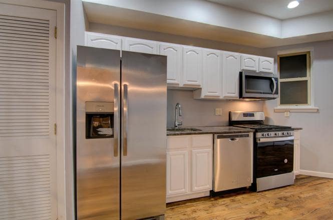 Building Photo - 285 Bergen Ave