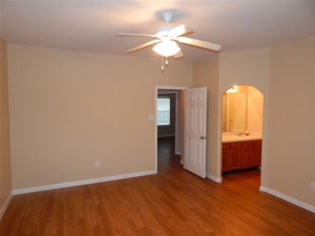 Building Photo - 19414 Dry Canyon Ct