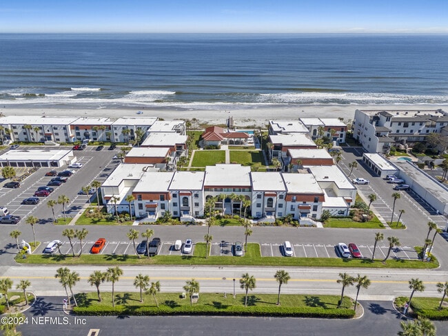 Building Photo - 2313 Costa Verde Blvd
