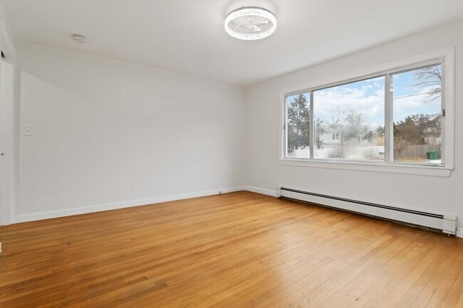 Building Photo - 58 Cutler Dr