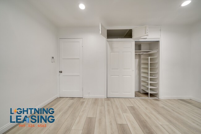 Building Photo - 1363 Hauser Blvd