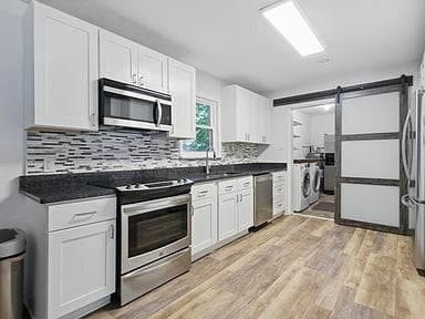 Building Photo - 4105 Clintwood Ln