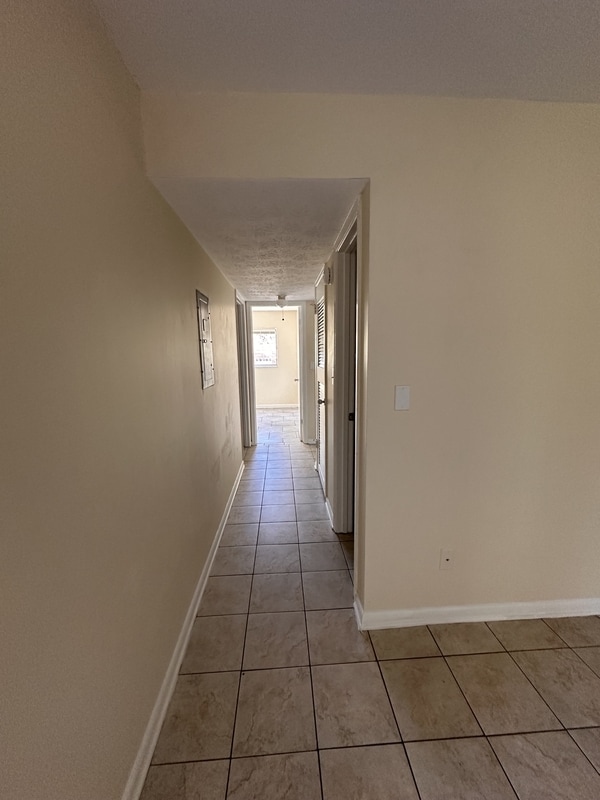 Building Photo - 3661 Boone Park Ave