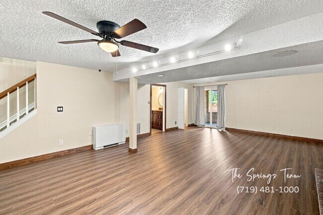 Building Photo - 3060 Maverick Dr