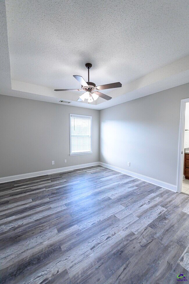 Building Photo - 307 Nile Ln