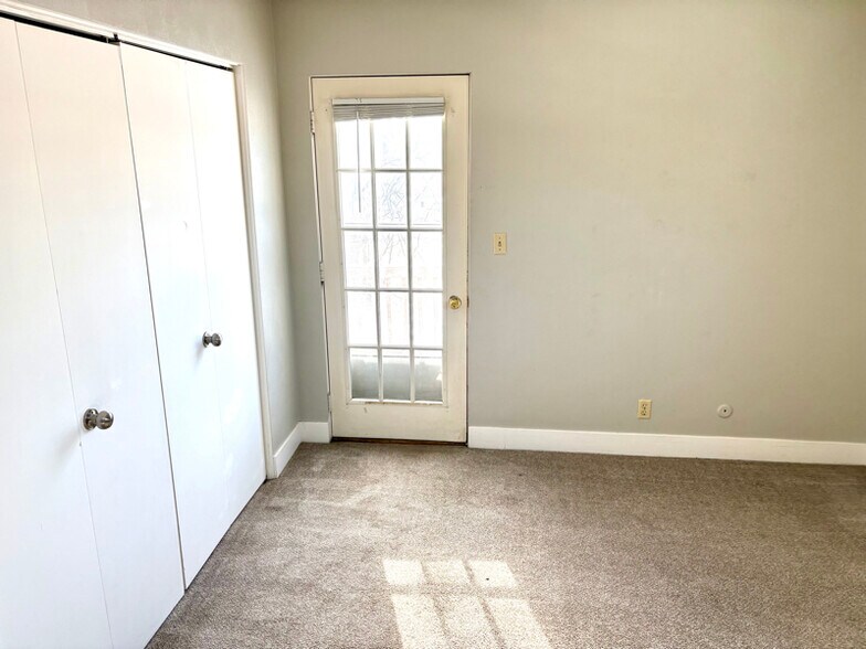 Building Photo - 4026 N Illinois Ave