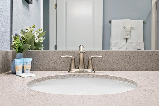 Building Photo - 4828 Love Storey Ln