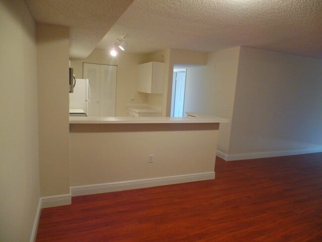 Building Photo - 3844 Lyons Rd