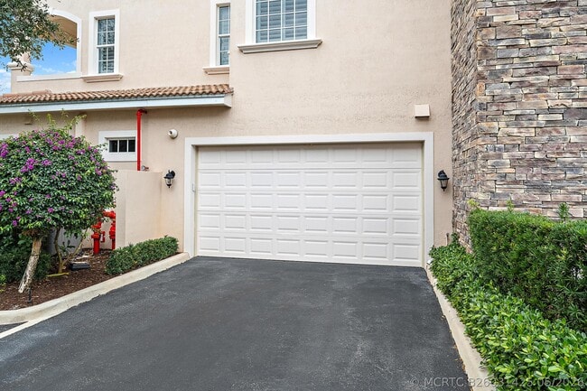 Building Photo - 13629 Treasure Cove Cir