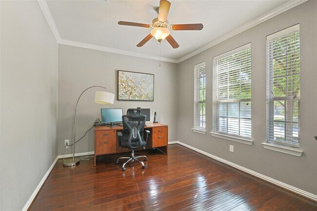 Building Photo - 12106 Coldwater Cove Ln