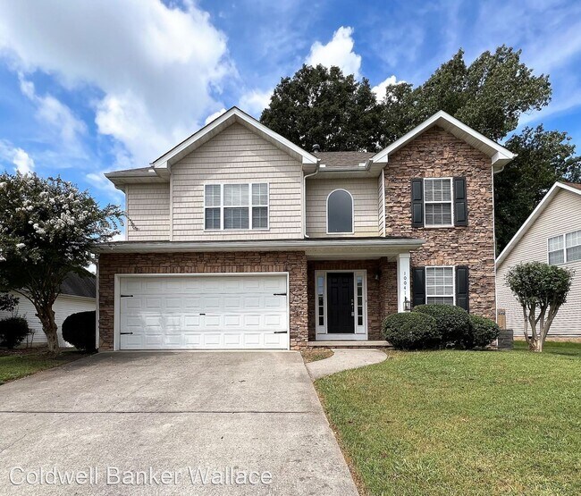 3 br, 2.5 bath House 10041 Madison Ridge... 10041 Madison Ridge Ln