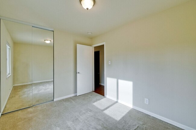 Building Photo - Wow! What a Great Home! Available Soon!