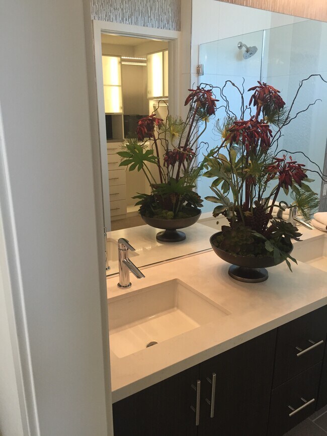 Building Photo - 826 Brickyard Ln