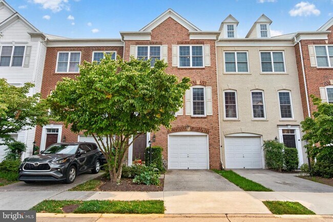 Building Photo - 13719 Maple Sugar Ln