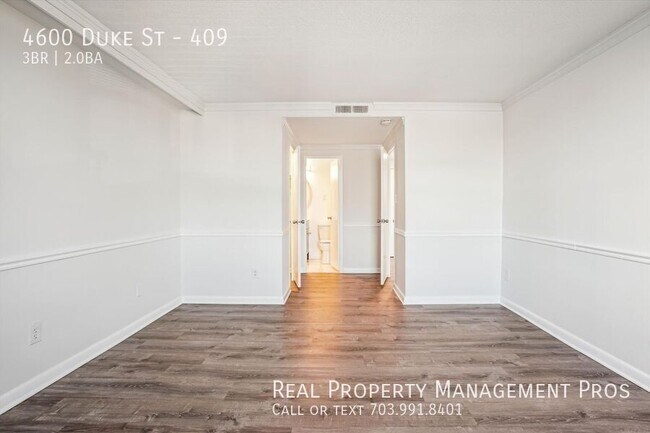 Building Photo - 4600 Duke St