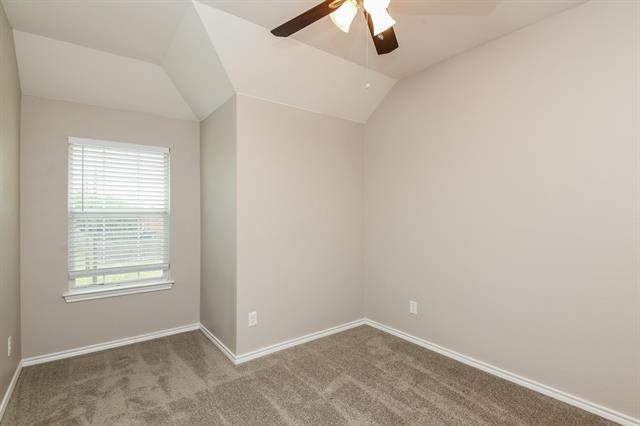 Building Photo - 208 Ridgeway Blvd