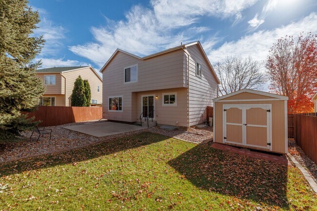 Building Photo - Beautiful 4 bedroom 2-story home in 80925