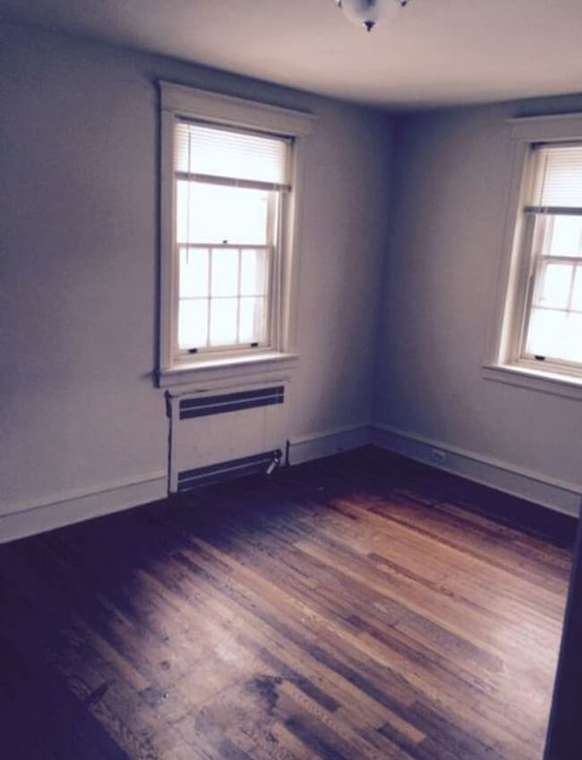 Building Photo - 1447 Markley St