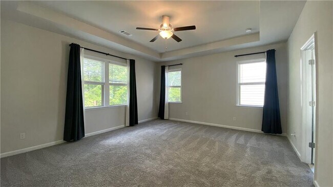 Building Photo - 1835 Wellston Dr