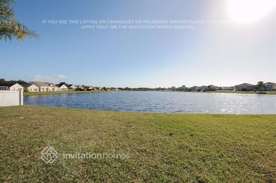 Building Photo - 10710 Lakeside Vista Dr