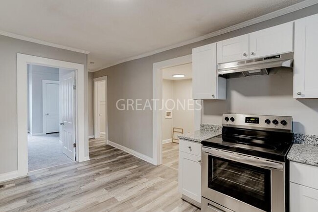 Building Photo - Charming 2 bedroom home in Anderson!