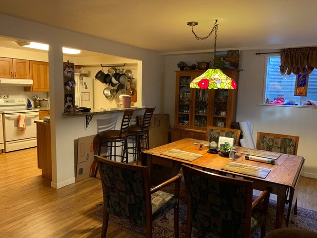 Building Photo - This is a MUST SEE 1 Bedroom, 2 Bath apartment in Loveland