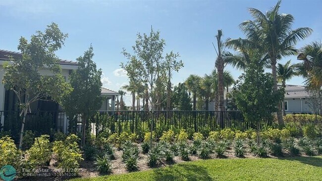 Building Photo - 12526 Solana Bay Cir