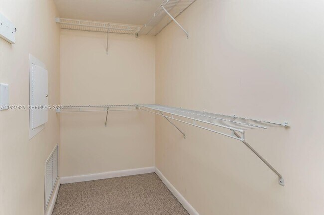 Building Photo - 7355 SW 89th St