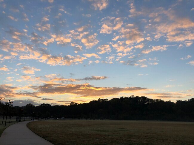 Building Photo - 195 N Etowah Dr