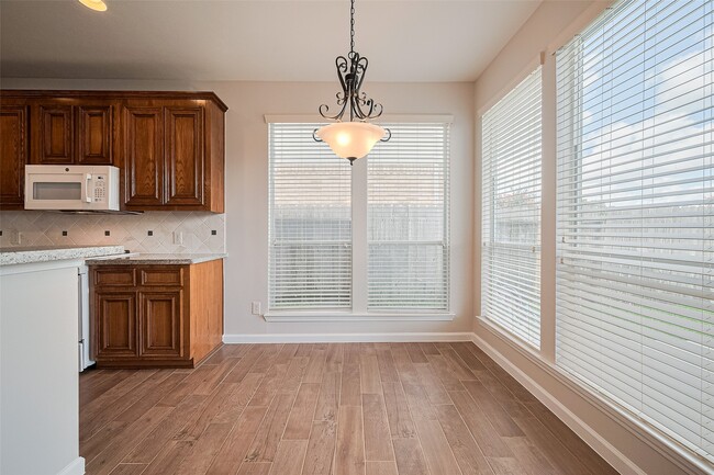 Building Photo - 20834 Avery Cove Ln
