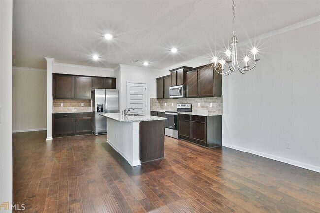 Building Photo - 150 Filson Dr
