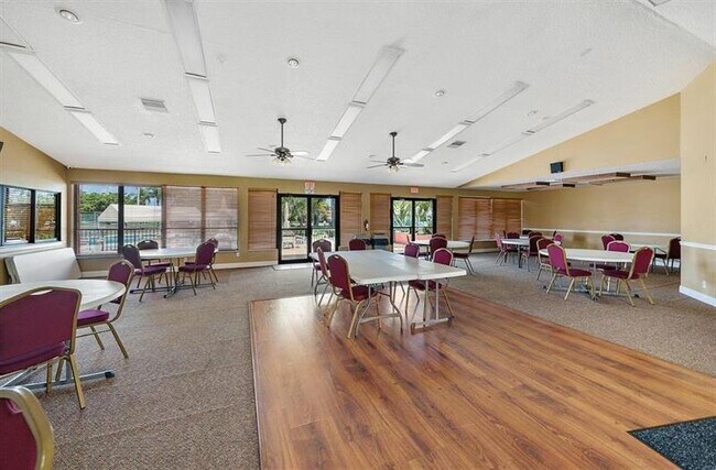 Building Photo - 4519 Feivel Rd