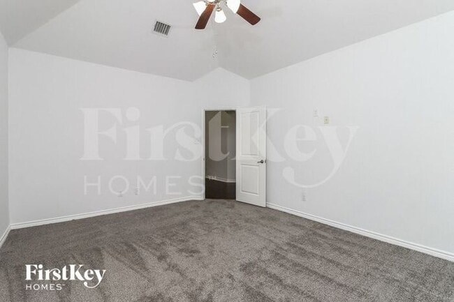 Building Photo - 6114 Barnacle Dr