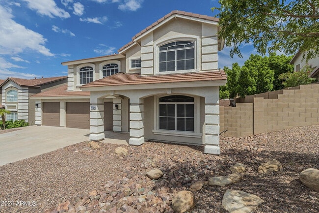 Building Photo - 6326 W El Cortez Pl