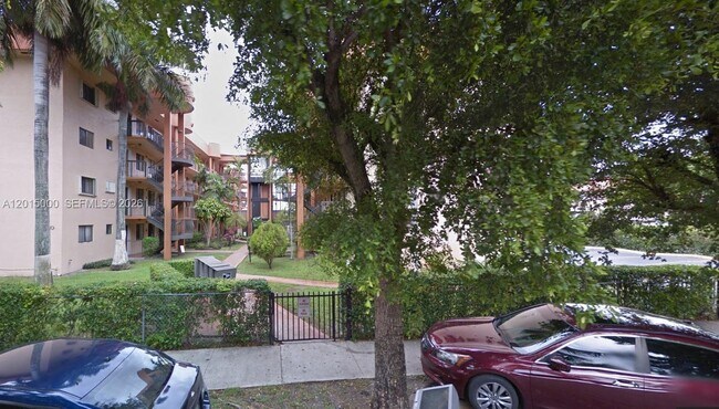 Building Photo - 5490 W 21st Ct