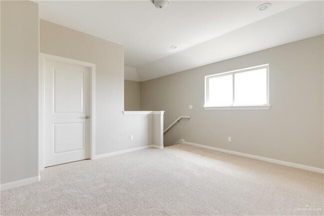Building Photo - 5900 Rocky Wy