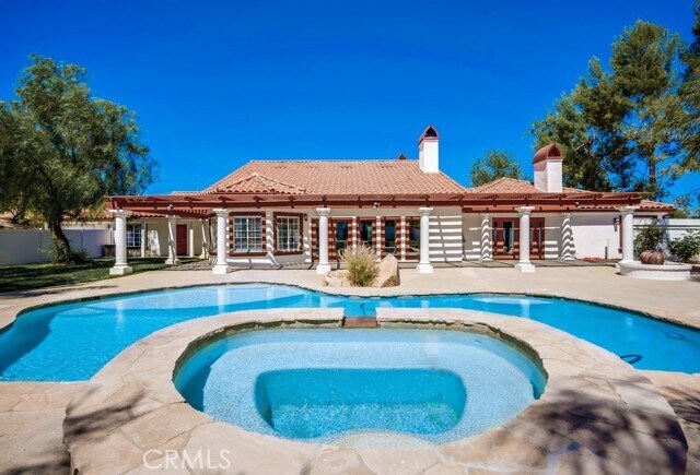 Building Photo - 39555 Ave Bonita