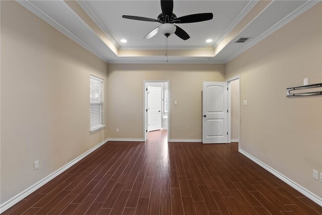 Building Photo - 2729 Gold Rush Ln