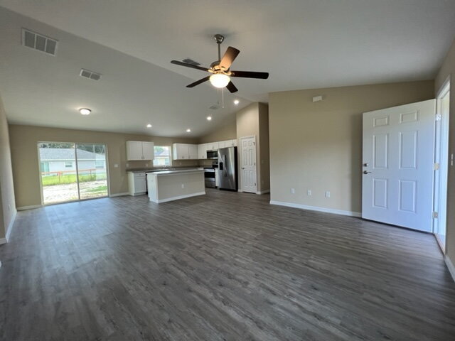 Building Photo - **Beautiful Home for Rent 3 Bd 2Bath