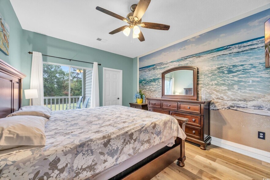 Building Photo - 612 River Oaks Dr