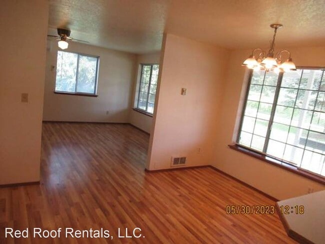 Building Photo - 3 br, 2 bath House - 22712 82nd Ave E