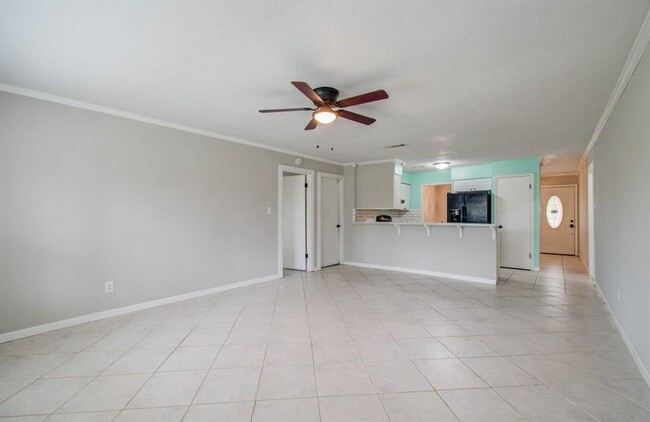 Building Photo - 17543 Methil Dr