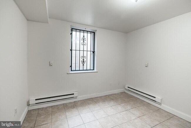 Building Photo - 1927 N 9th St