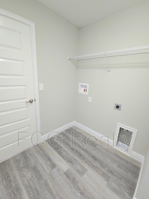 Building Photo - 57 Locust Run Dr