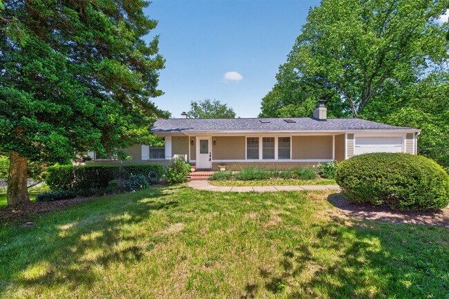 Building Photo - 23017 Timber Creek Ln