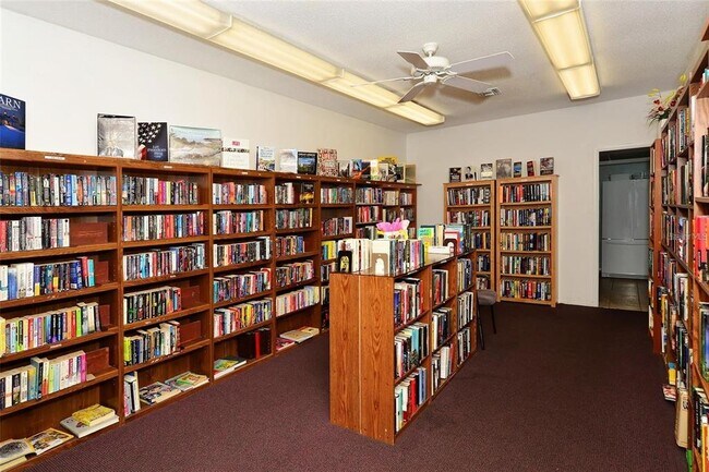 Building Photo - 2332 Canalbluff Pl